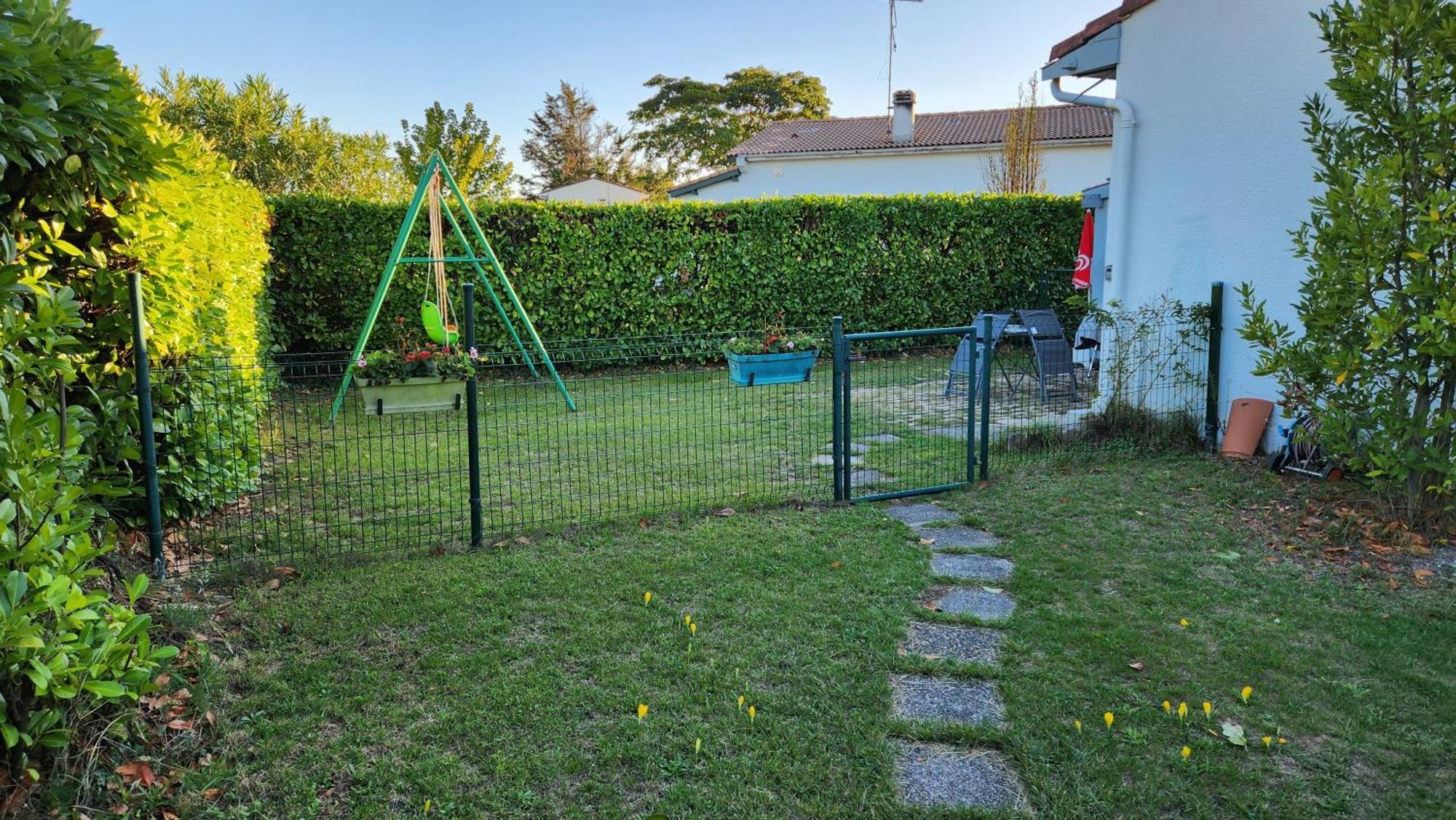 Gite Cosy Entre Bordeaux Et Lacanau Sainte-Helene  Exteriör bild